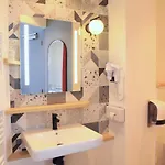 Logis Hotels- Marguerite D'anjou Chateau מלון אנז'ה