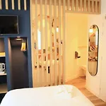 Logis Hotels- Marguerite D'anjou Chateau