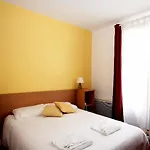 Logis Hotels- Marguerite D'anjou Chateau אנז'ה