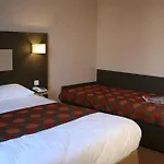 Logis Hotels- Marguerite D'anjou Chateau מלון