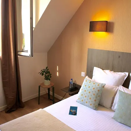 Hotel Logis Hotels- Marguerite D'anjou Chateau Angers