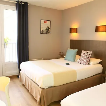 Logis Hotels- Marguerite D'anjou Chateau 2*