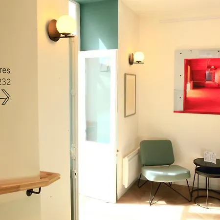 Logis Hotels- Marguerite D'anjou Chateau Hotel