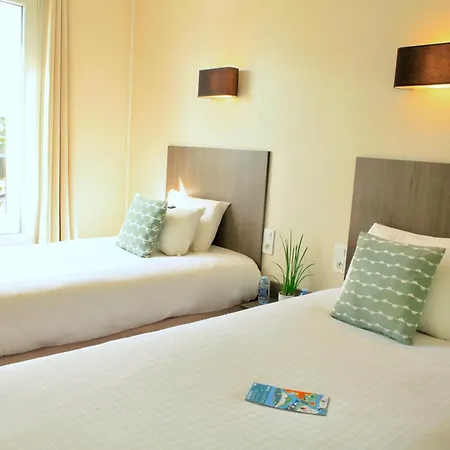 Logis Hotels- Marguerite D'anjou Chateau Hotel 2*