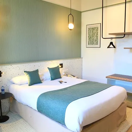 호텔 Logis Hotels- Marguerite D'anjou Chateau