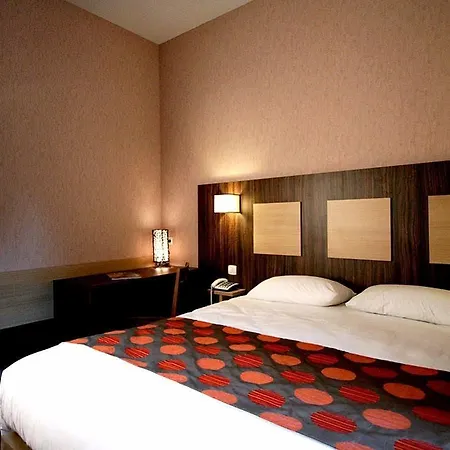 Hotel Logis Hotels- Marguerite D'anjou Chateau