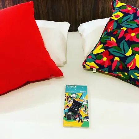 Logis Hotels- Marguerite D'anjou Chateau