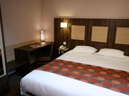 Logis Hotels- Marguerite D'anjou Chateau 2*