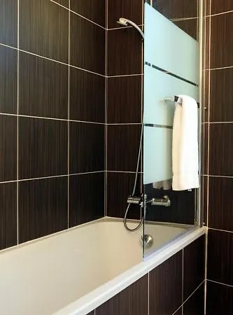 Logis Hotels- Marguerite D'anjou Chateau Hotel Angers