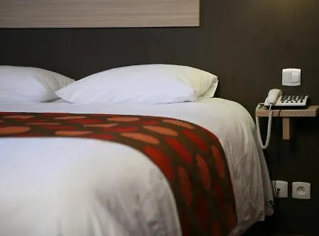 Logis Marguerite D'anjou Hotel 2*