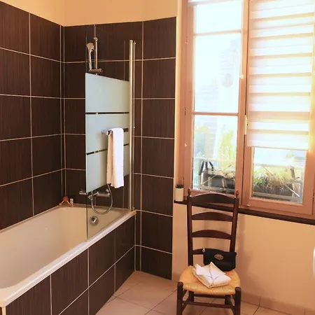 Logis Hotels- Marguerite D'anjou Chateau