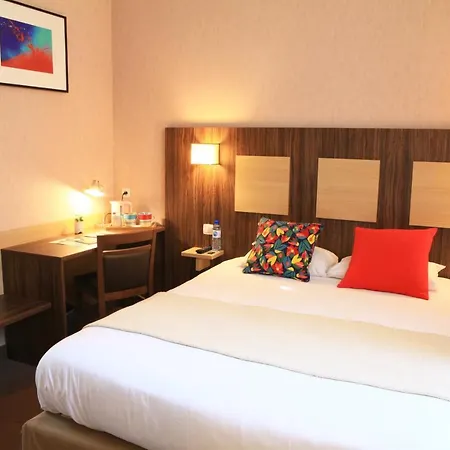 Logis Hotels- Marguerite D'anjou Chateau מלון אנז'ה