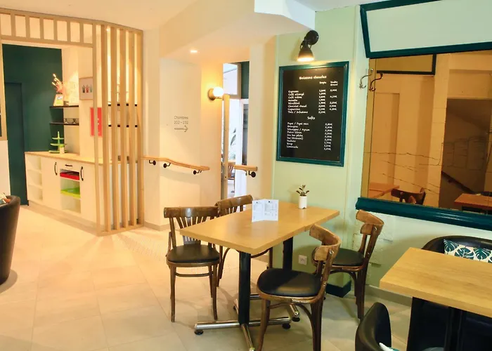 호텔 Logis Hotels- Marguerite D'anjou Chateau 앙제