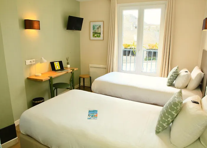 호텔 Logis Hotels- Marguerite D'anjou Chateau