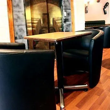 Logis Hotels- Marguerite D'anjou Chateau