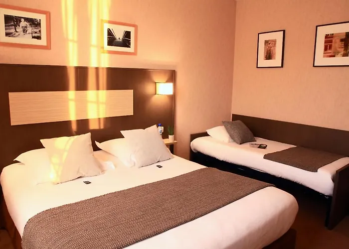 Hotel Logis Hotels- Marguerite D'anjou Chateau